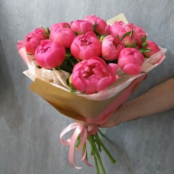 15 Пионов 
